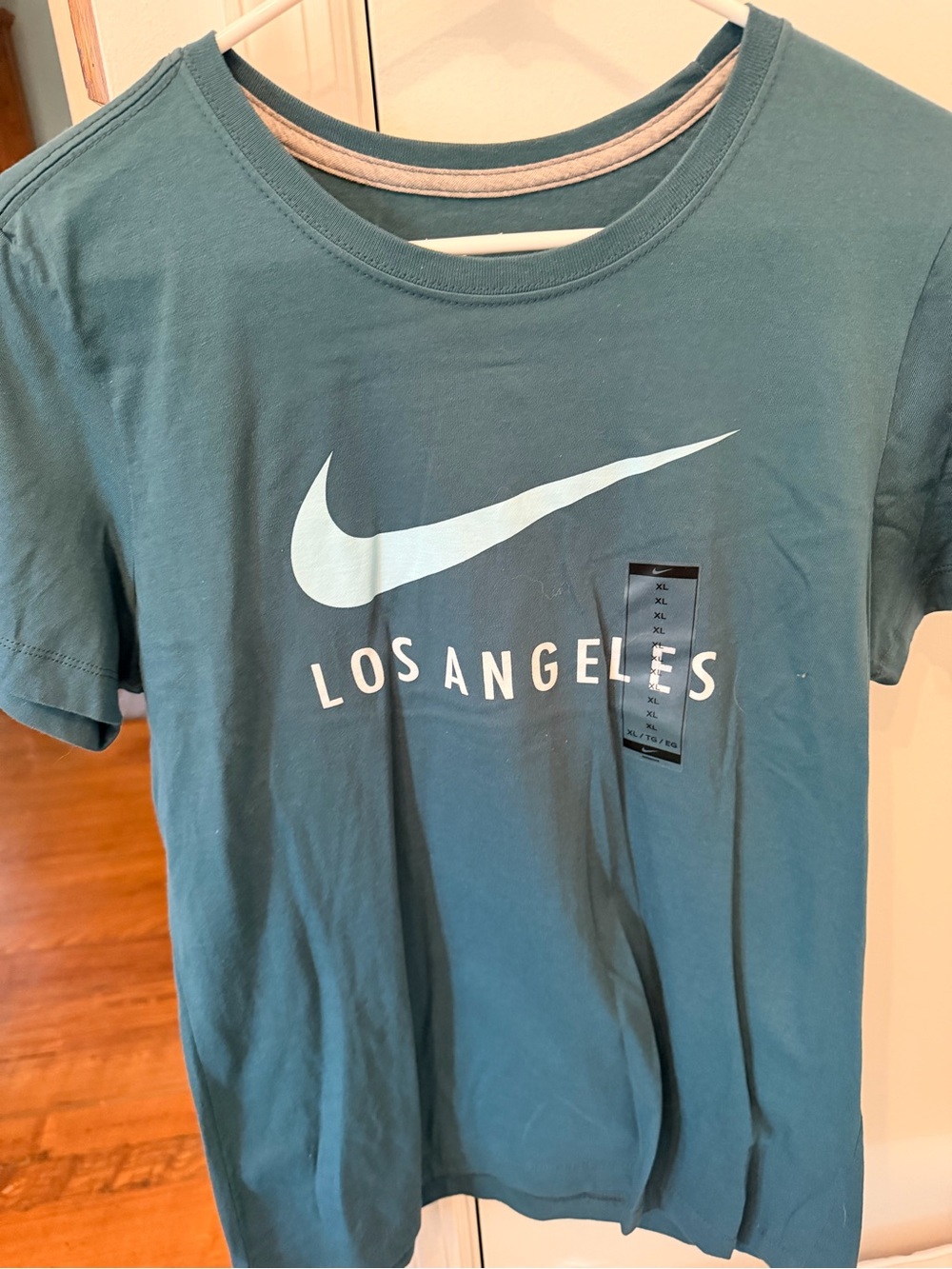 Nike Los Angeles Short-Sleeve Tee in Teal Blue women’s XL slim fit